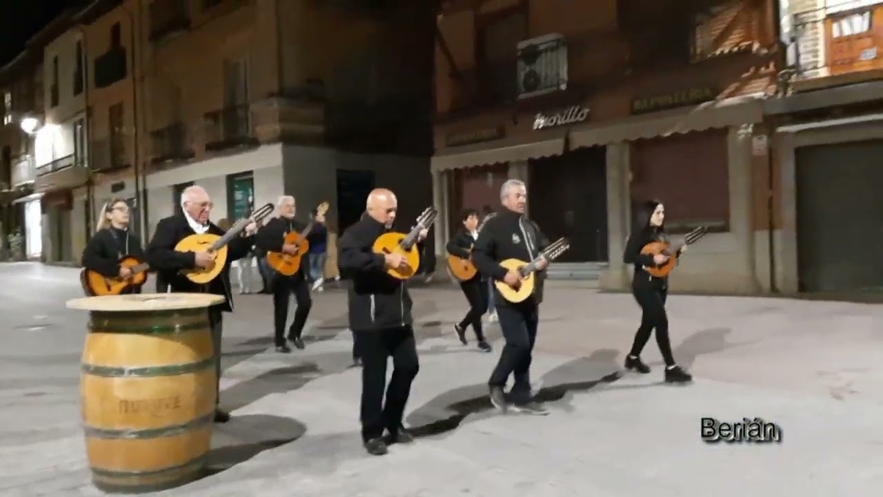 2022 06 23 Rondalla de Toro San Juan by Berián