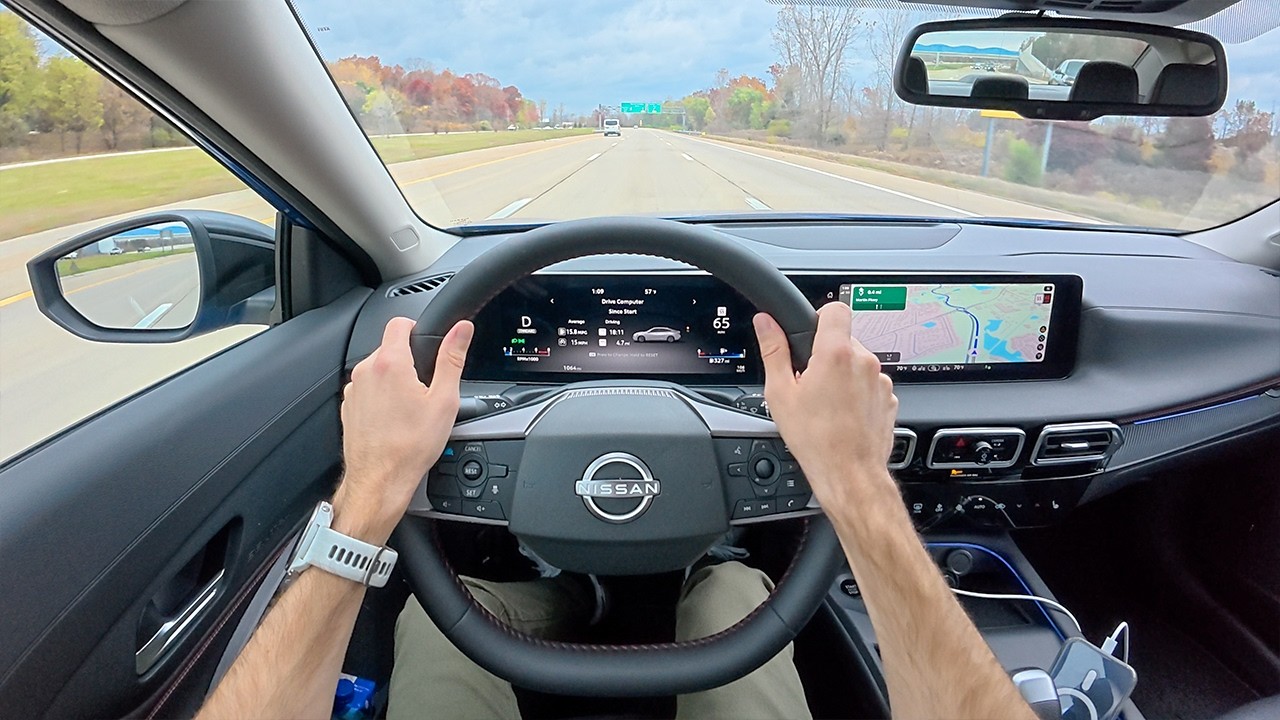 Nissan Sentra SR 2026 года — за рулём нового 9-го поколения (обзор от первого лица)