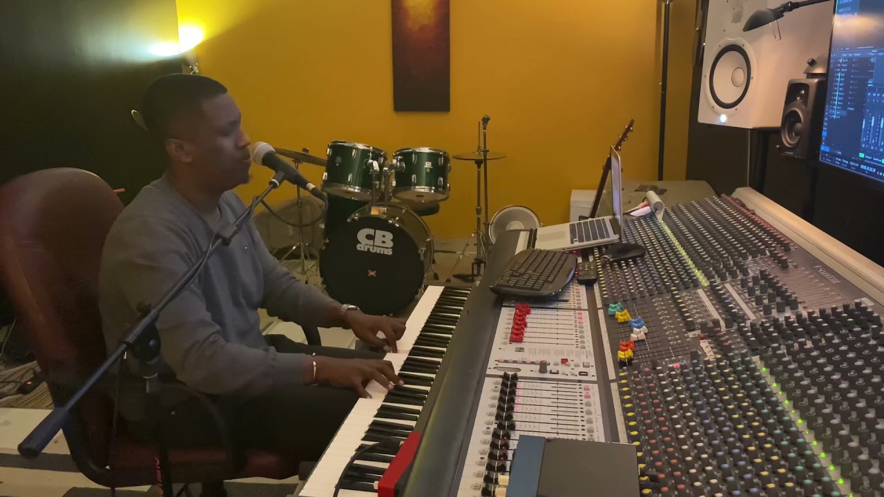 Munyenkomezi by Shemeza Music ( Cover by Clark Kaze)