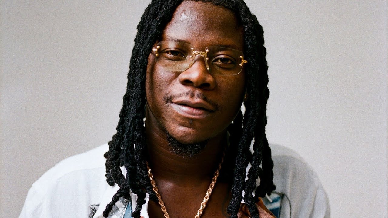 Entertainment segment: Stonebwoy protects family from rude fans | Breakfast Daily