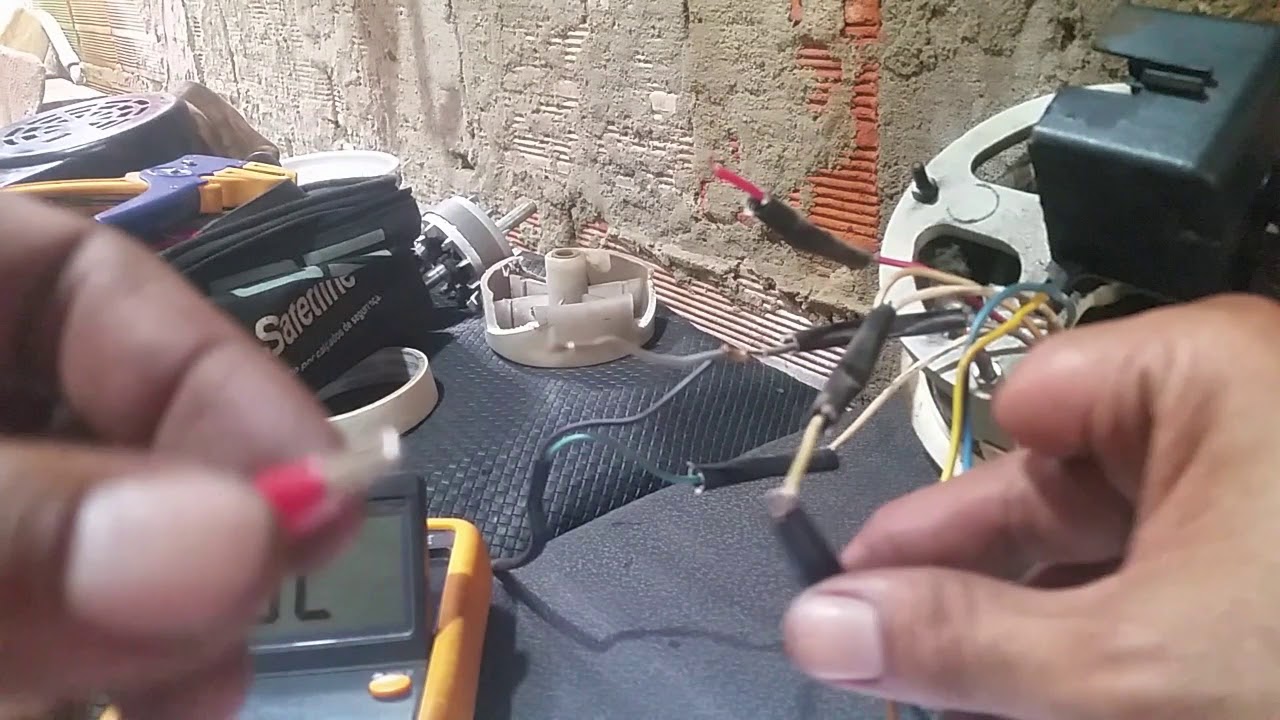 Ligação de motor de ventilador com chave seletora de tensão: 127V / 220V