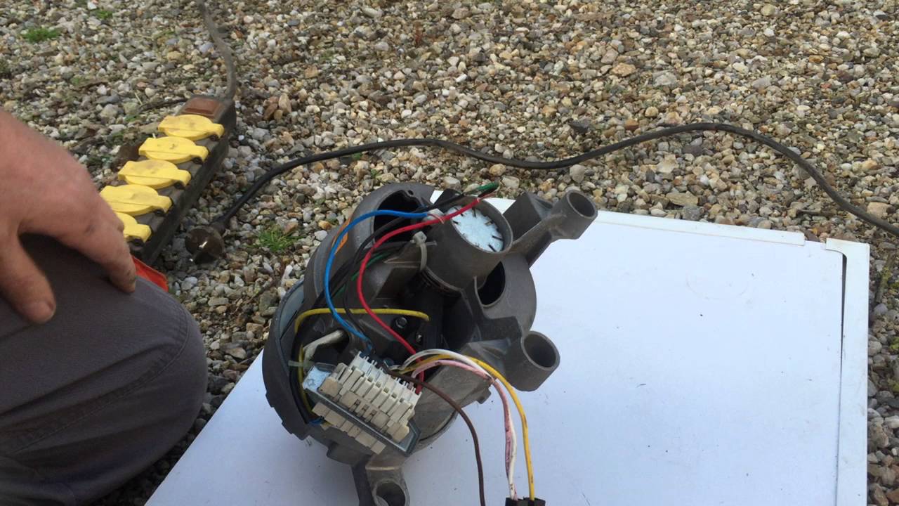 essai du moteur de lave linge après recherche des branchements