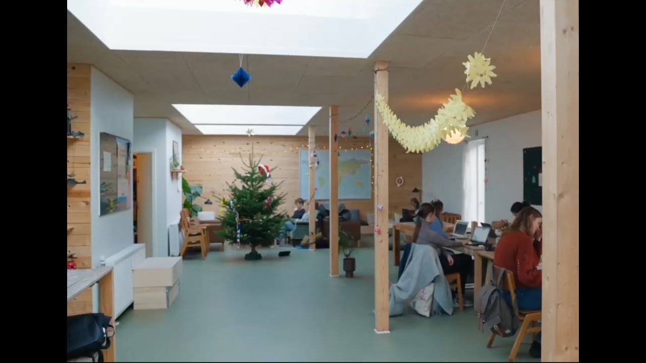Small Private Spaces, Large Common Areas: Woods Augusthus and CPH Village