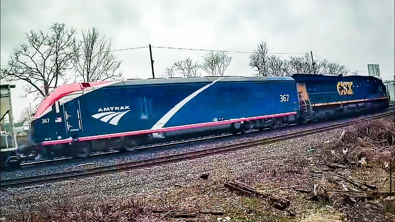 Amtrak Engine Helping Pull CSX Train! 2 Big 2 Mile Long Trains Meet! CSX We Are One Unit + Much More