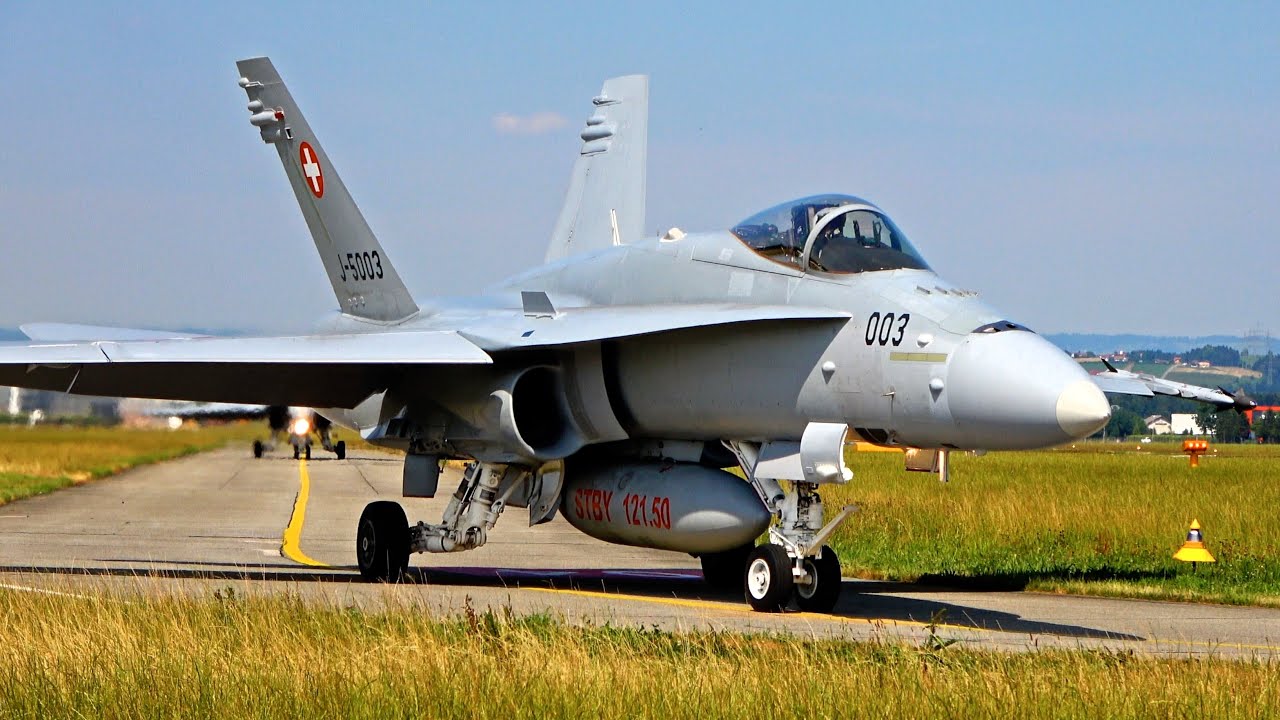 Nonstop Swiss Air Force Tiger and Hornet Action at Emmen Air Base [4K]