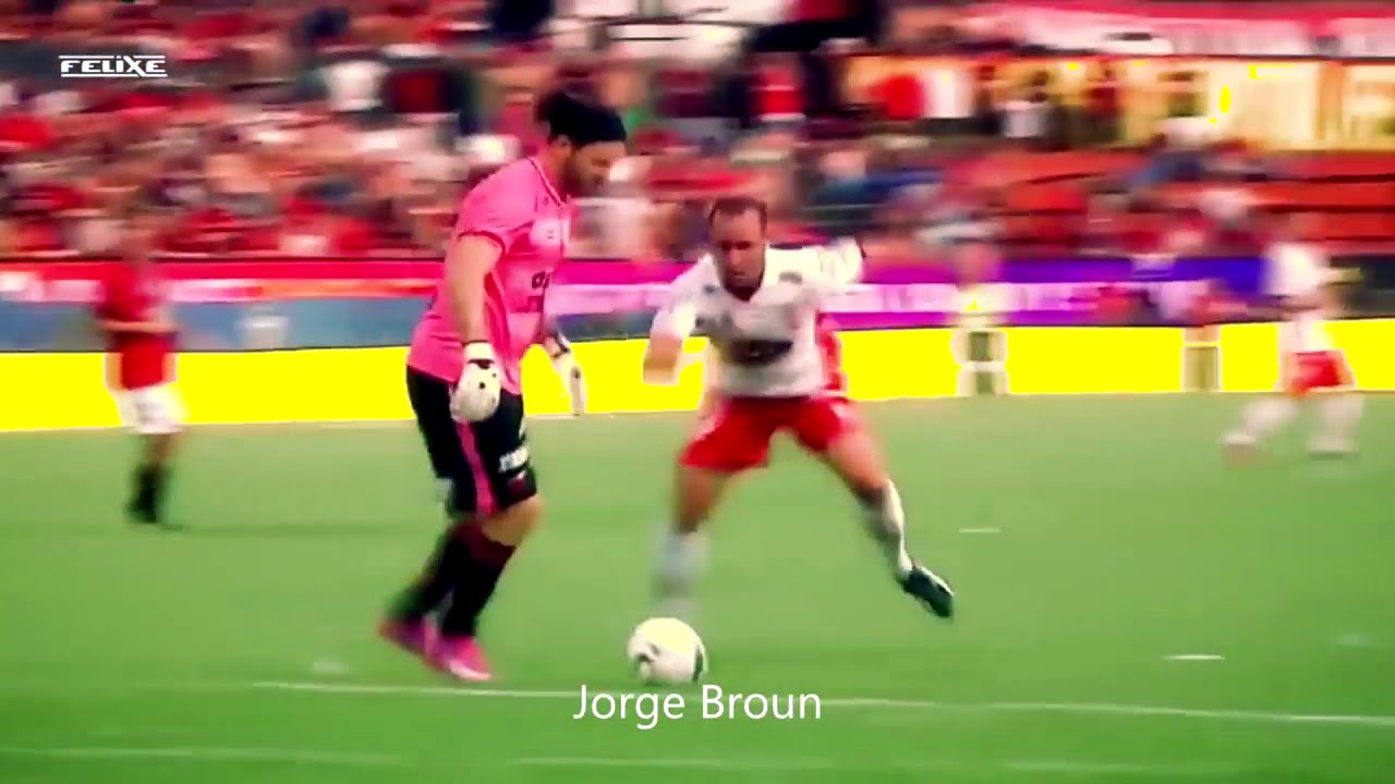 Top 10 Goalkeeper get Red Card for Handball