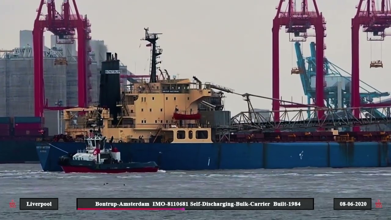 Vessel's using the Gladstone Lock #merseysideshipping