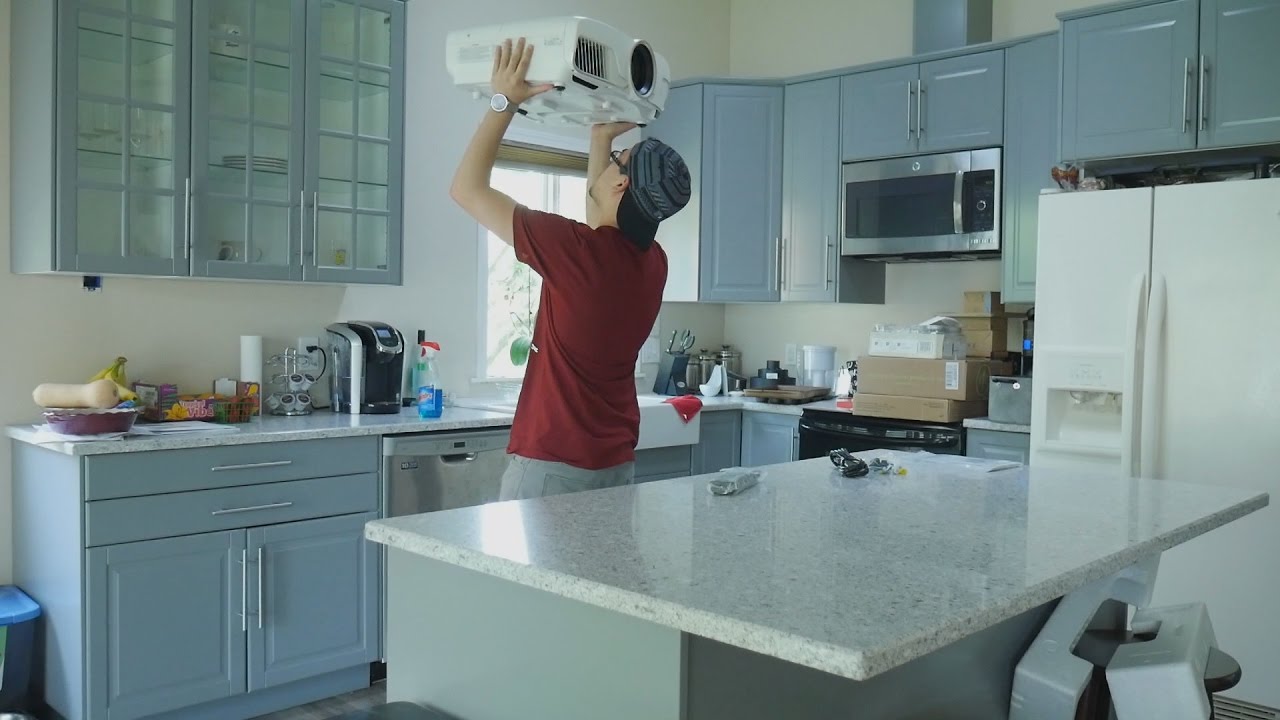 Bring The Theater Into Your Home - Epson 5040UB 4K Projector!