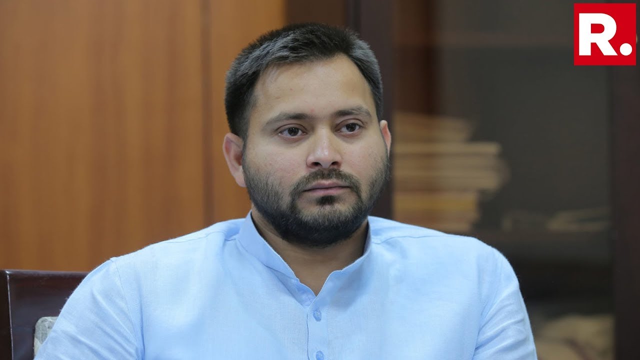RJD leader Tejashwi Yadav Speaks To Media On #MamataBlocksCBI