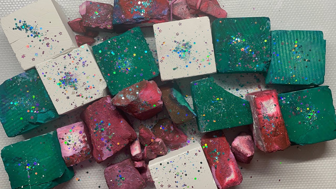 Americolor dye (fuscia) vs Dubai local dye (teal) + fresh chalk 💕