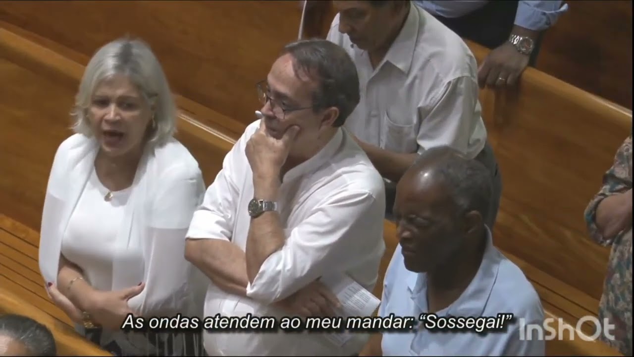 328 - ''Sossegai'' - Cantor Cristão