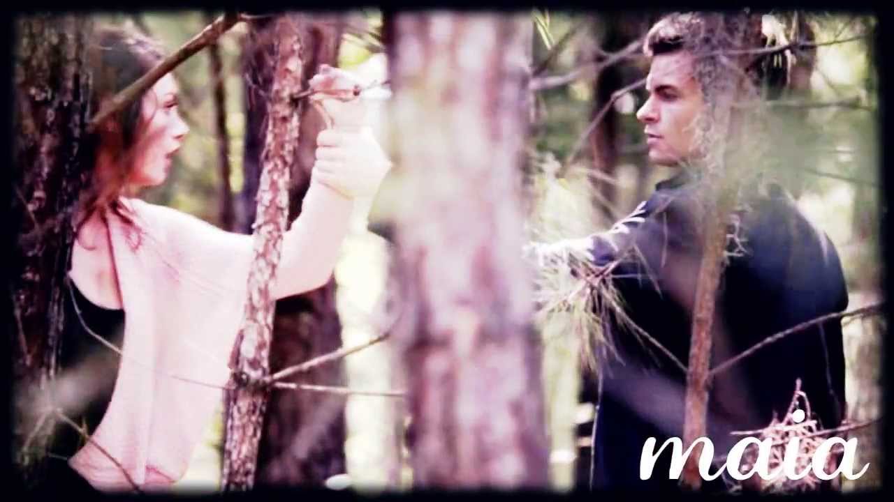 Elijah & Hayley || Beautiful Girl