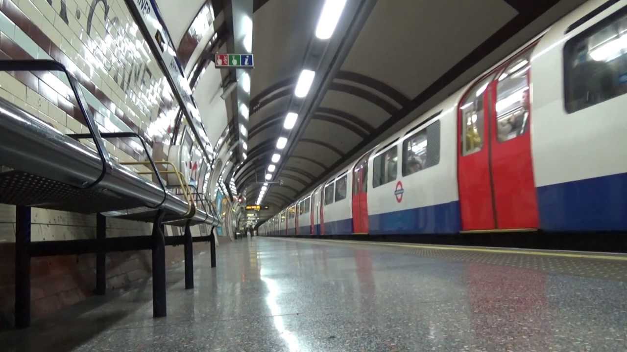 20 Minutes with the Piccadilly Line at Hyde park Coner