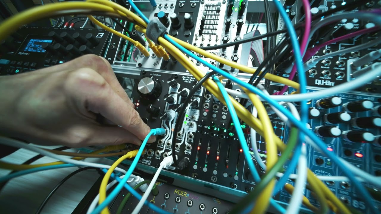 Digitone with modulars Ambient Dub Techno long time no see.