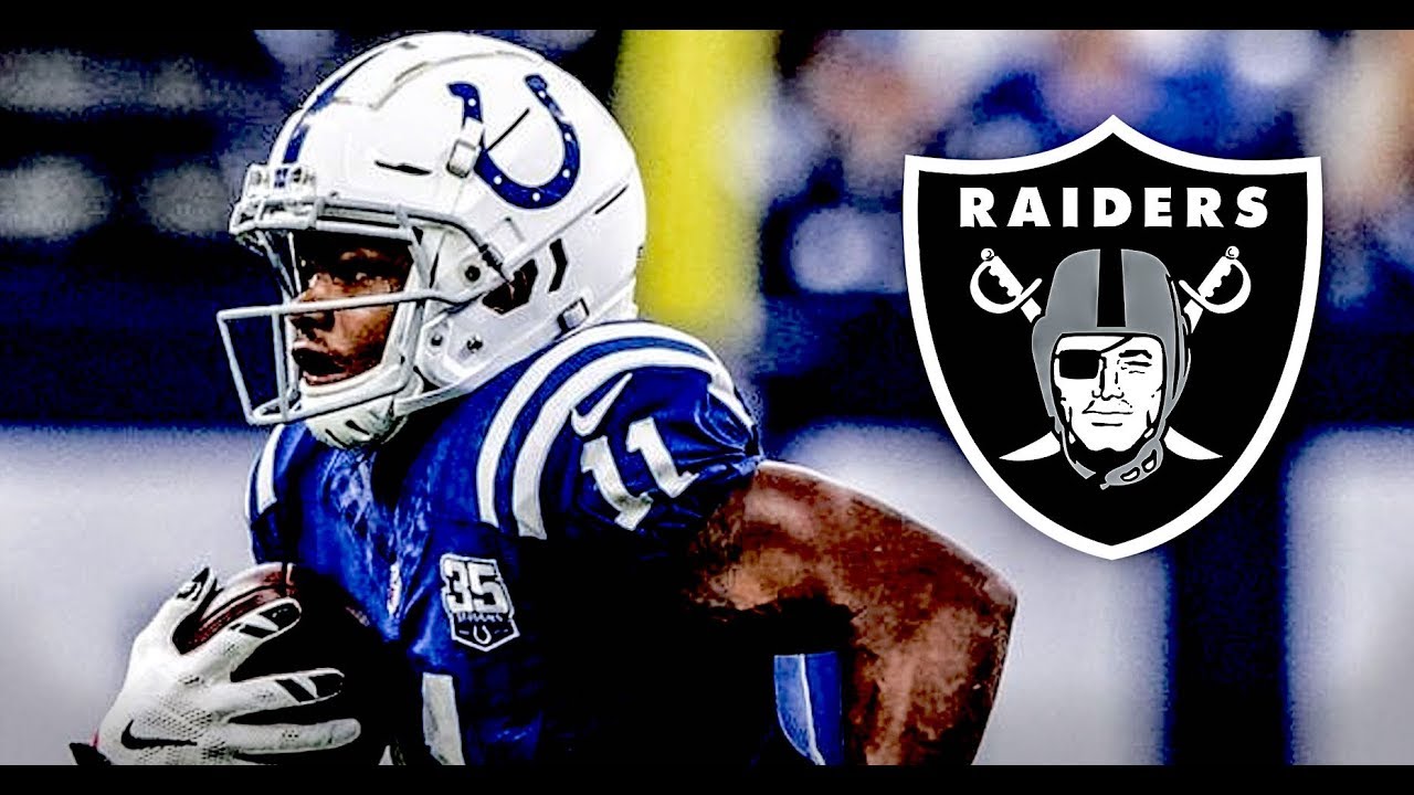 Oakland Raiders WR Ryan Grant Catches a 5 yard TD Pass from Luck