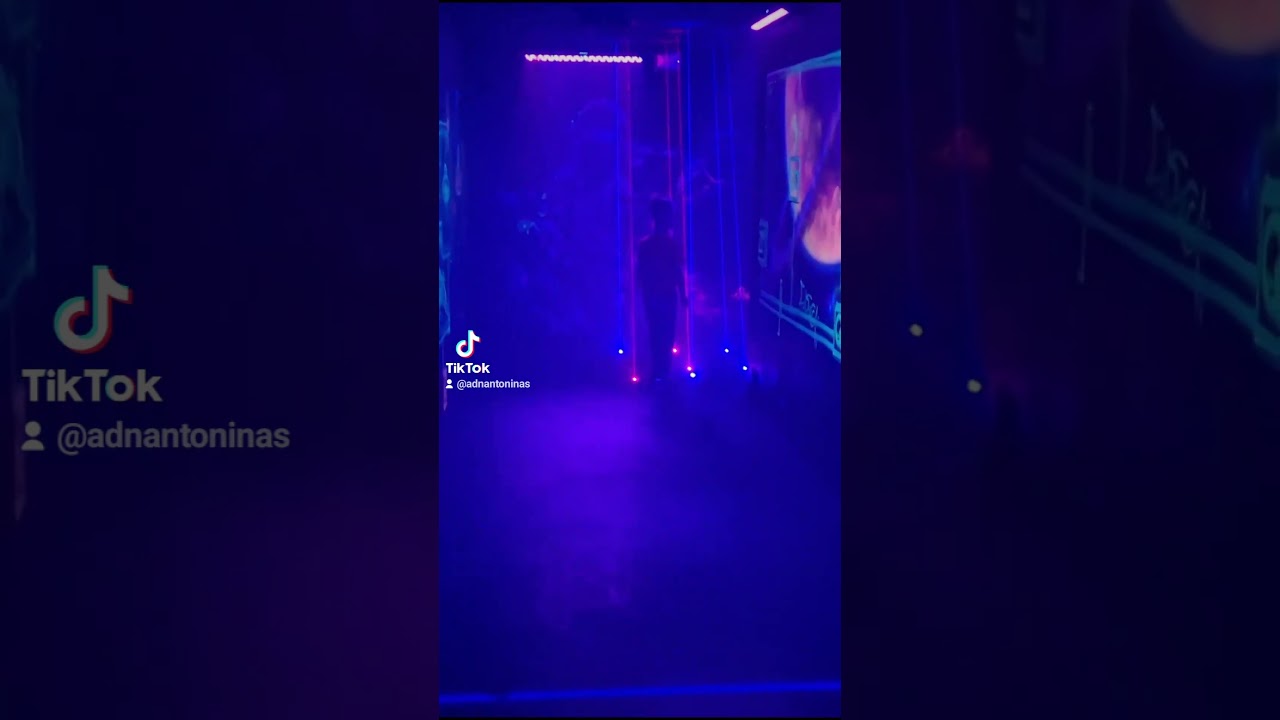 Rasti  Land.  Laserzimmer