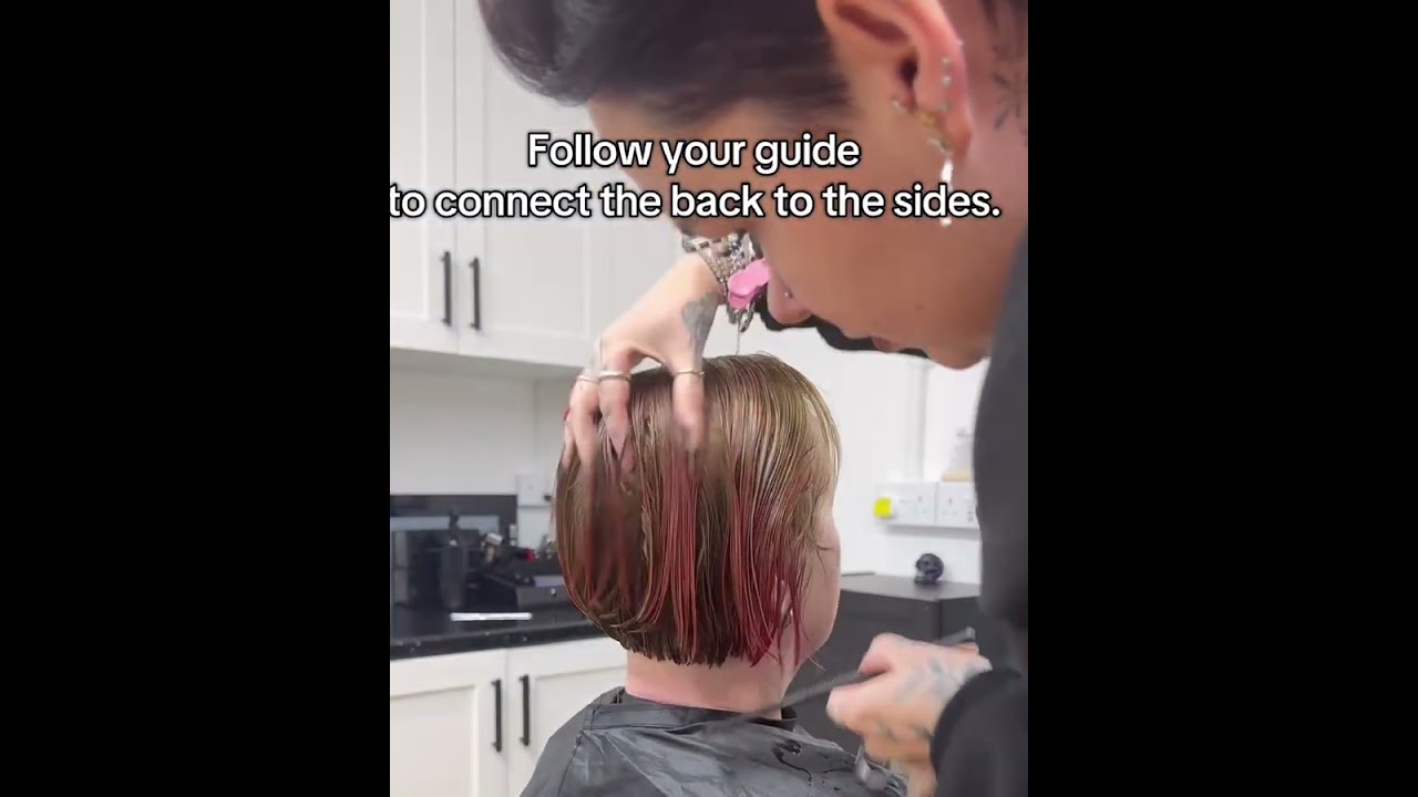 Cut a bob with me #cutabob #haircuttutorials #bobhaircut #haircut #training #academy #salon #mk 