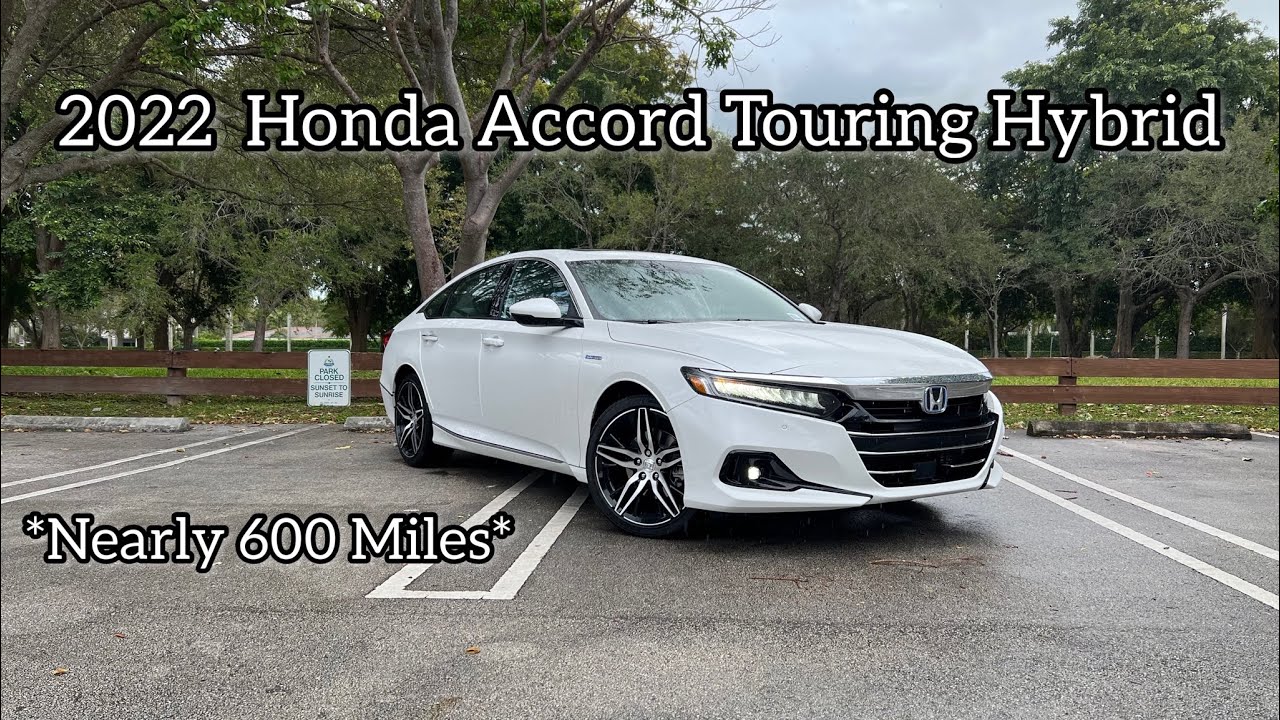Honda Accord Touring Hybrid 2022 года — эффективность и практичность