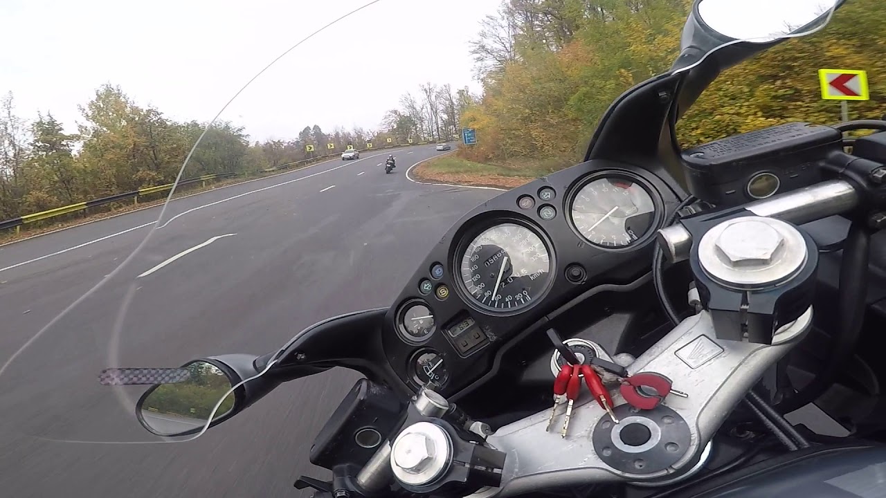 HONDA CBR 1100 XX warmup drive