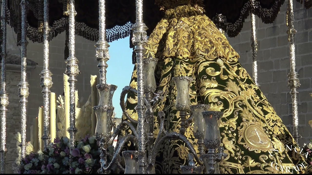 Esperanza de la Yedra con villancicos | Traslado a la Catedral