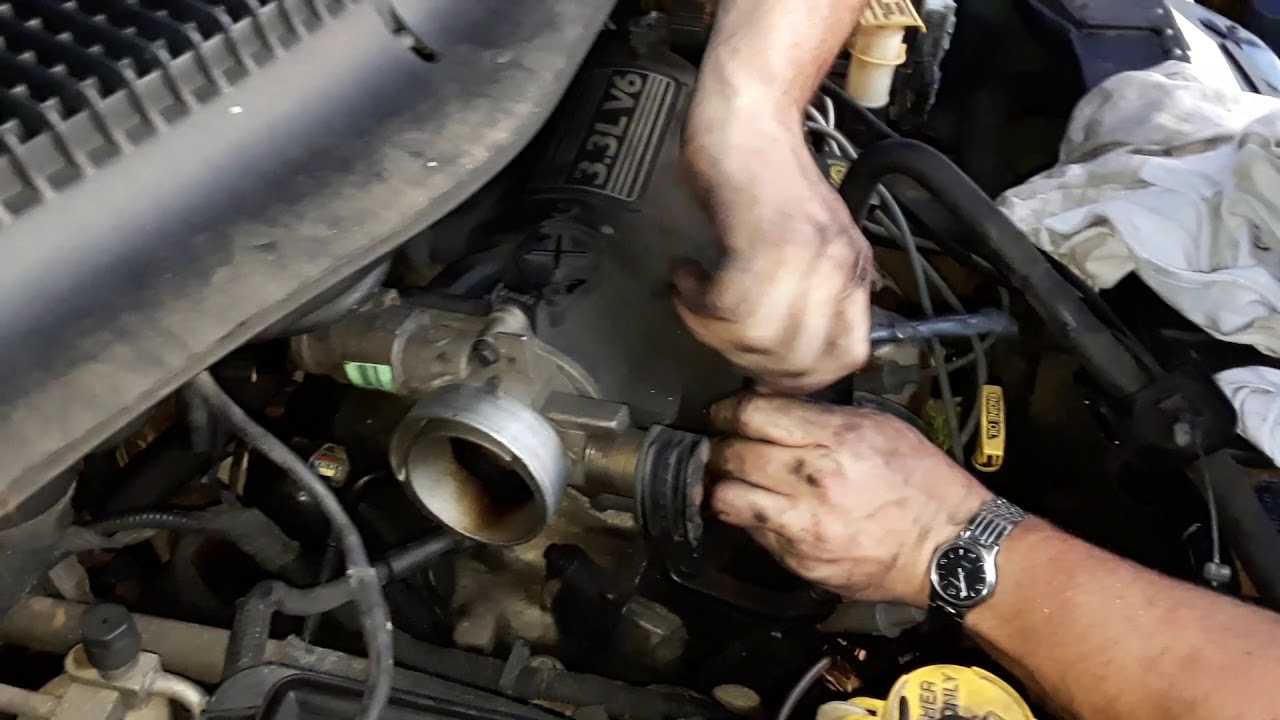 Van Broke Down - 2003 Dodge Grand Caravan Fuel Injector Replacement Pt. 2 (V914) Vanlife Dweller