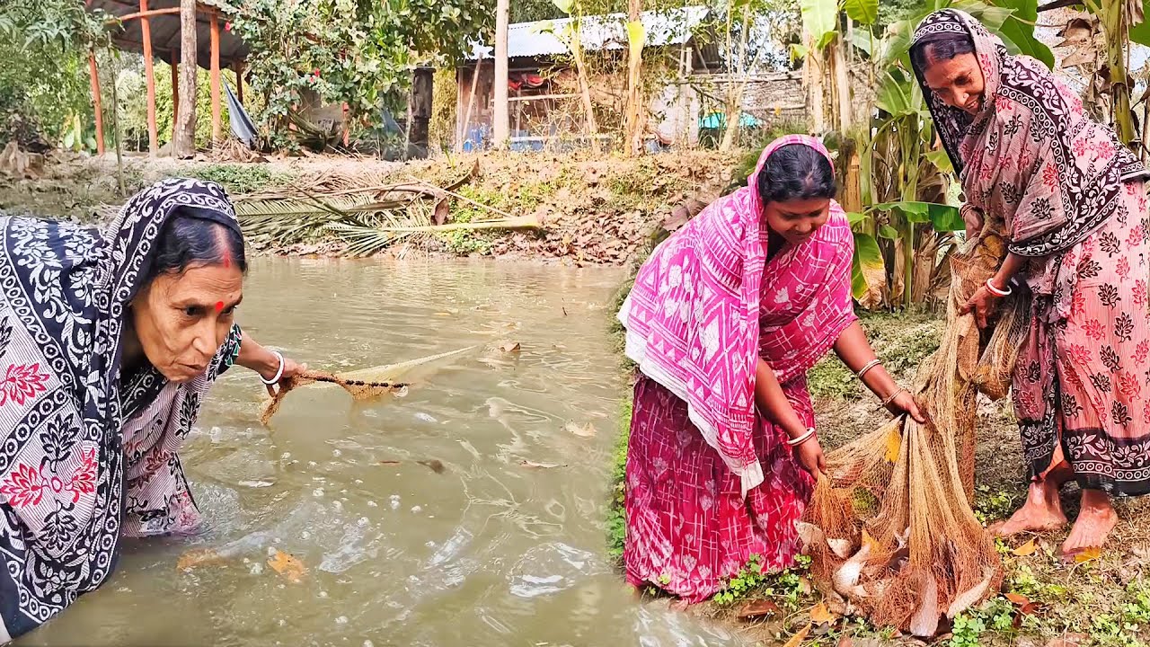 Sokale Pukure Jal Tene Mach Dhore Macher Shorshe Posto Jhal Ranna,Kheshari Shak Bhaja,Macher Tok