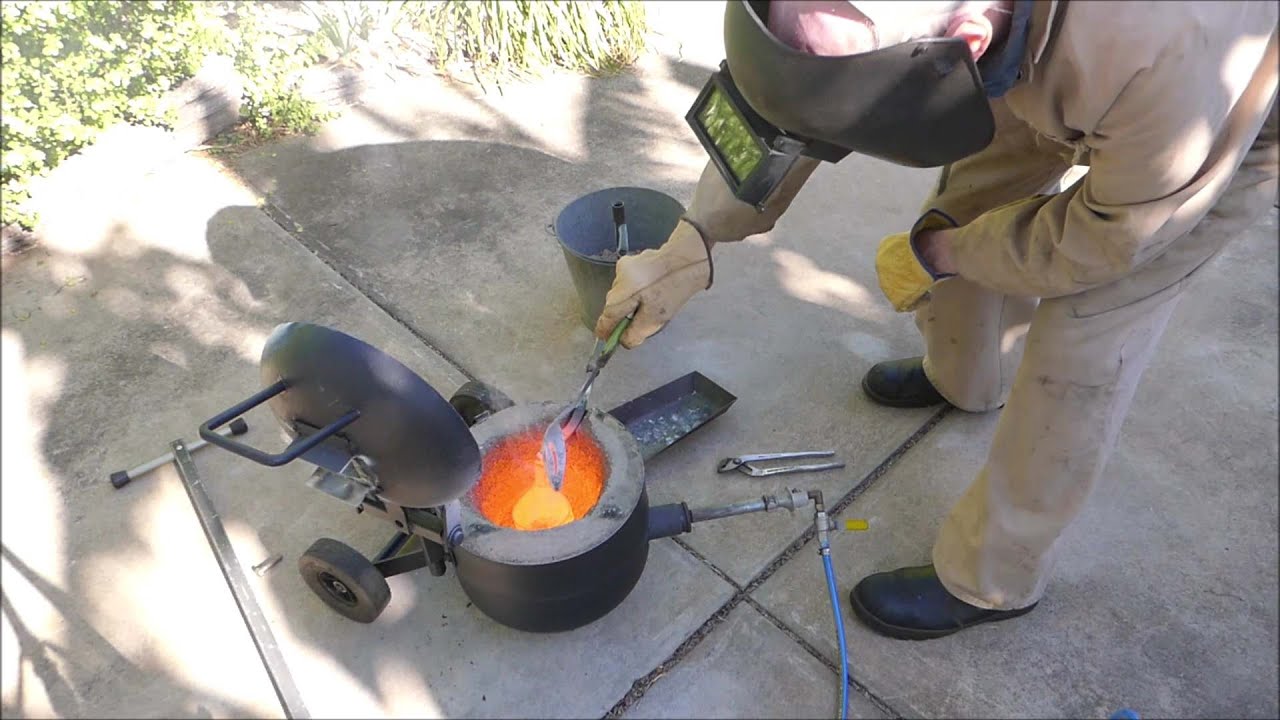Casting brass round stock in a steel mold at home