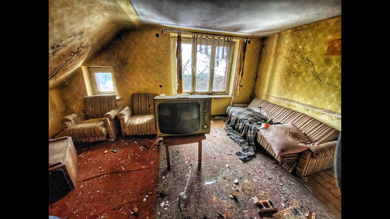 URBEX Opuszczony Dom  - Stare Telewizory