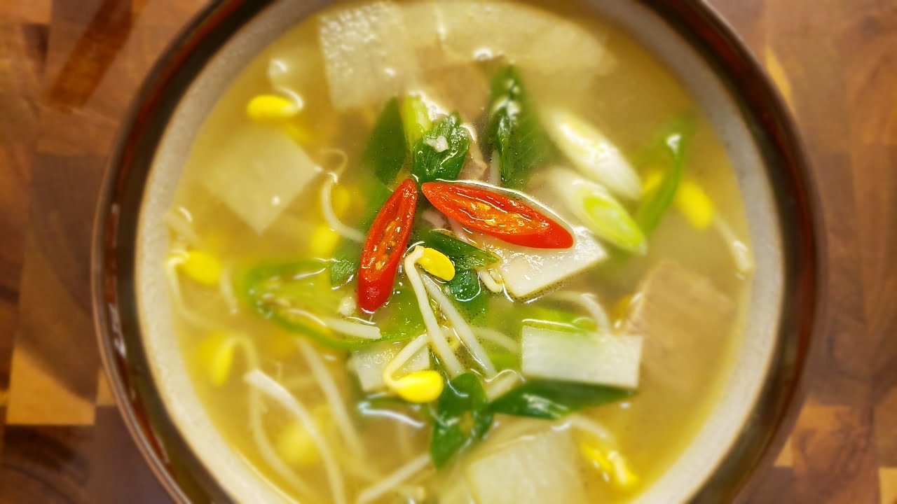 How to make Korean beef Bean Sprout soup소고기콩나물뭇국  ㅣ Korean food lㅣ Beef Soup ㅣHangover Soup recipe