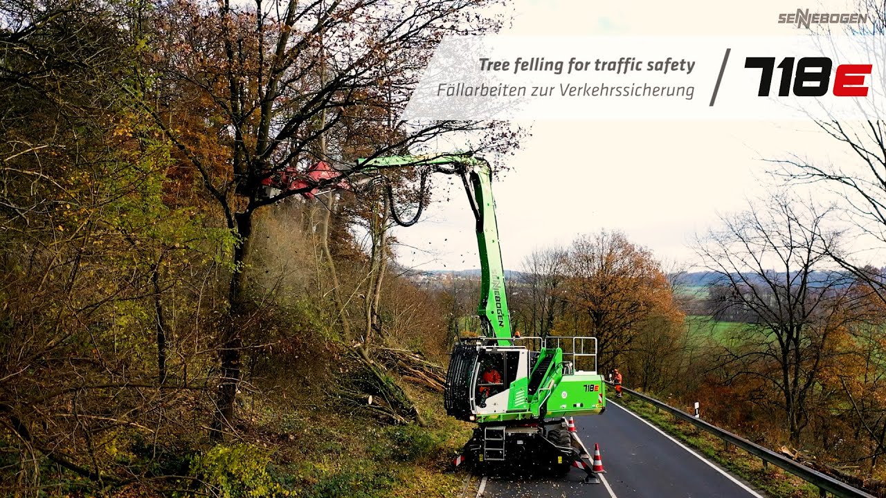Tree felling for traffic safety - SENNEBOGEN 718 E