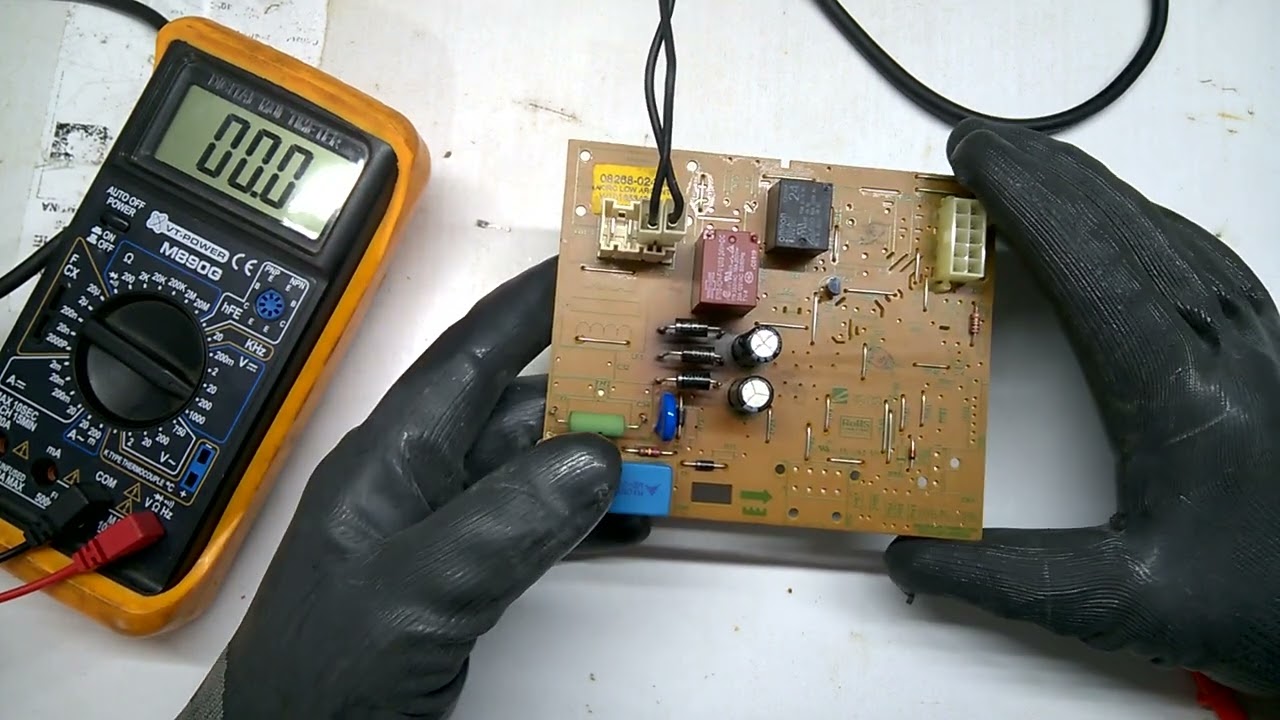 Verificando placa electrónica de heladera whirlpool. Lo que tenes que medir para saber si anda bien