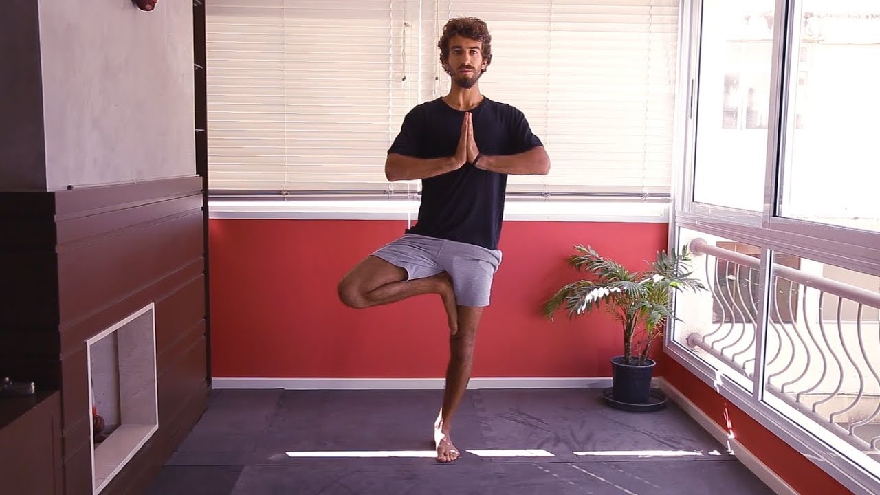Prática de Yoga de 10 minutos focada no Equilíbrio | Carlo Guaragna - Prána Yoga