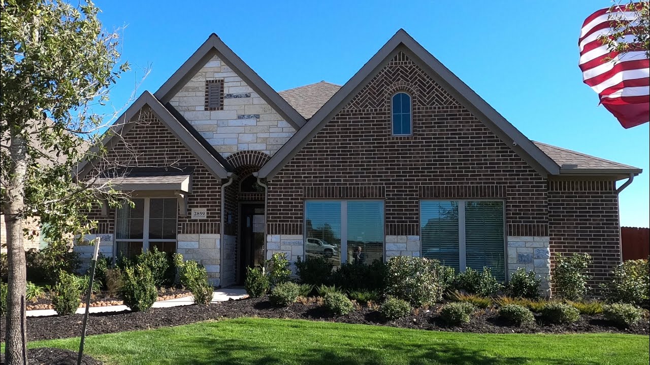 Perry Plan 1950 Model Home Tour, New construction, Mill Creek Subdivision, Seguin Tx