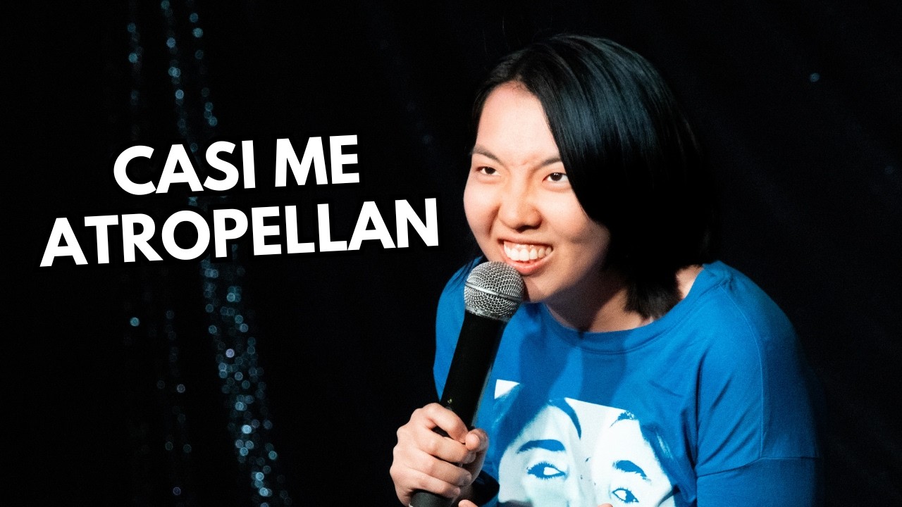 Señor me empuja y me salva de accidente | Emi Vada | Stand Up México