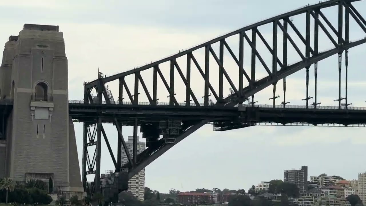 Sydney Harbour Bridge