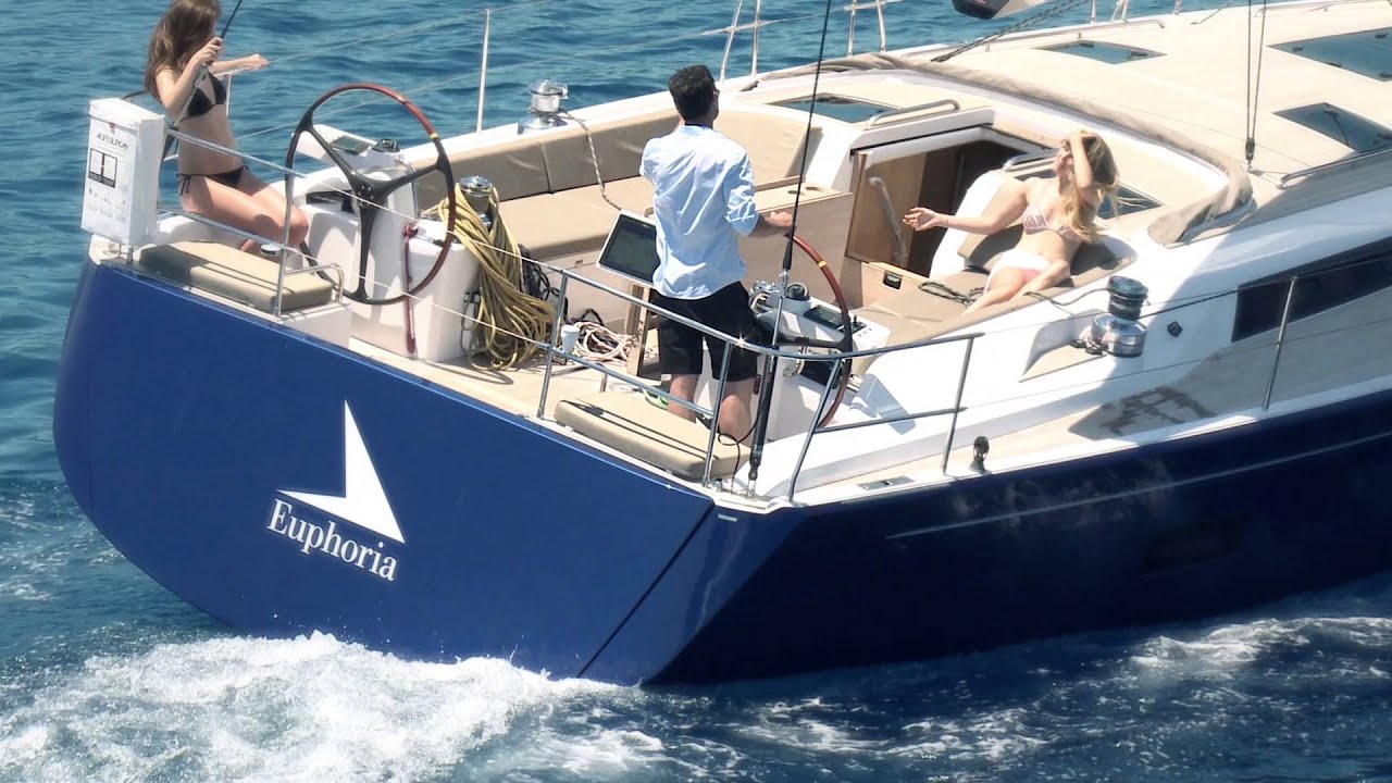 Euphoria 54: A New Luxury Cruiser designed by German Frers