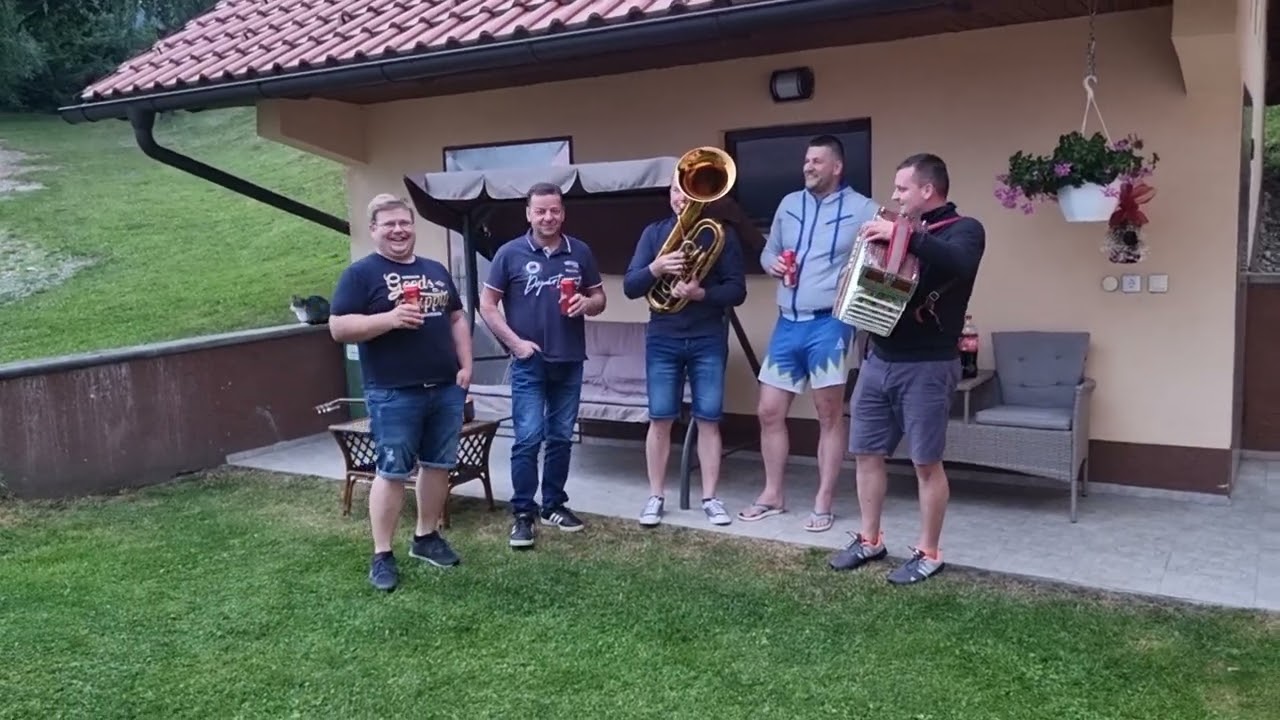 Ansambel Jarica- Deželica sonca in grozdja (Lojze Slak)