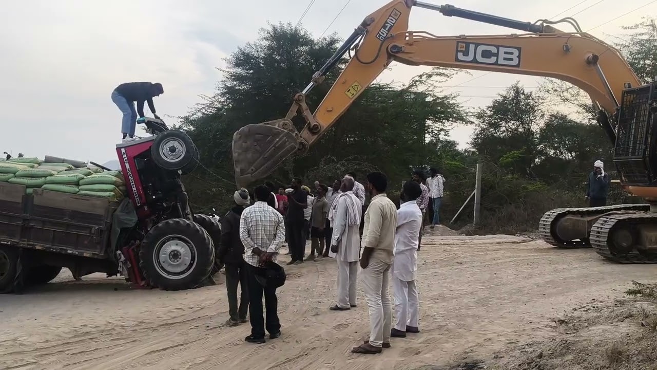 चंदवाजी के पास एक साथ दो भीषण हादसे 