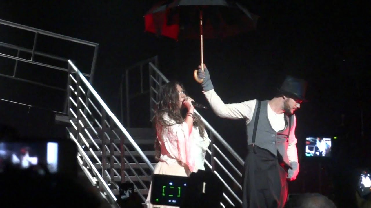 Demi Lovato - Lightweight - Hammerstein Ballroom HD!