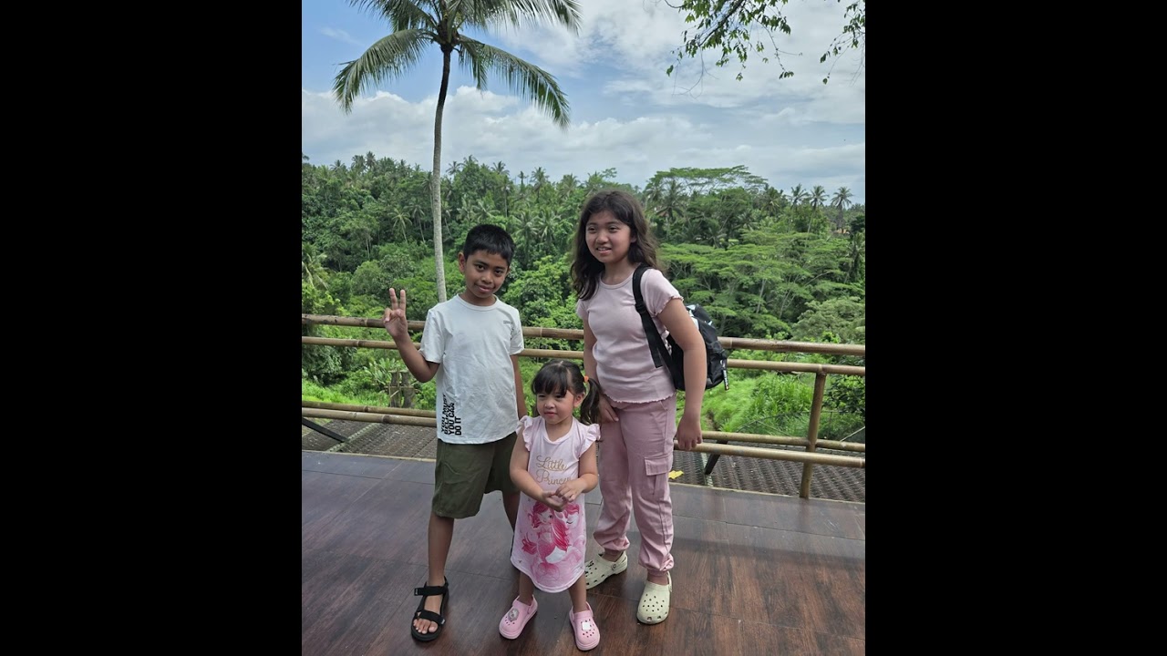 Faizal's Family Goes To Bali