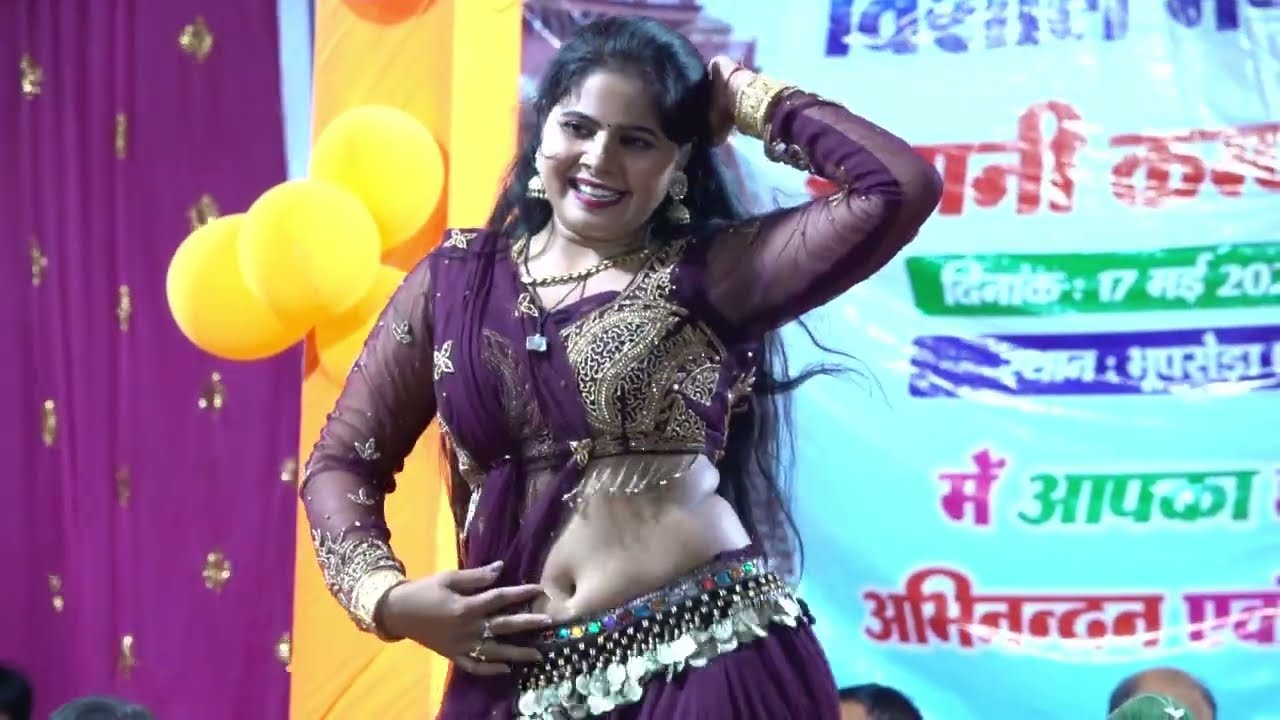 सास पिए बीड़ी ससुर पीवे गांजा राजा घर आजा | सोनू सेखावाटी का जलवा स्टेज पर || New Haryanvi Dance 2025
