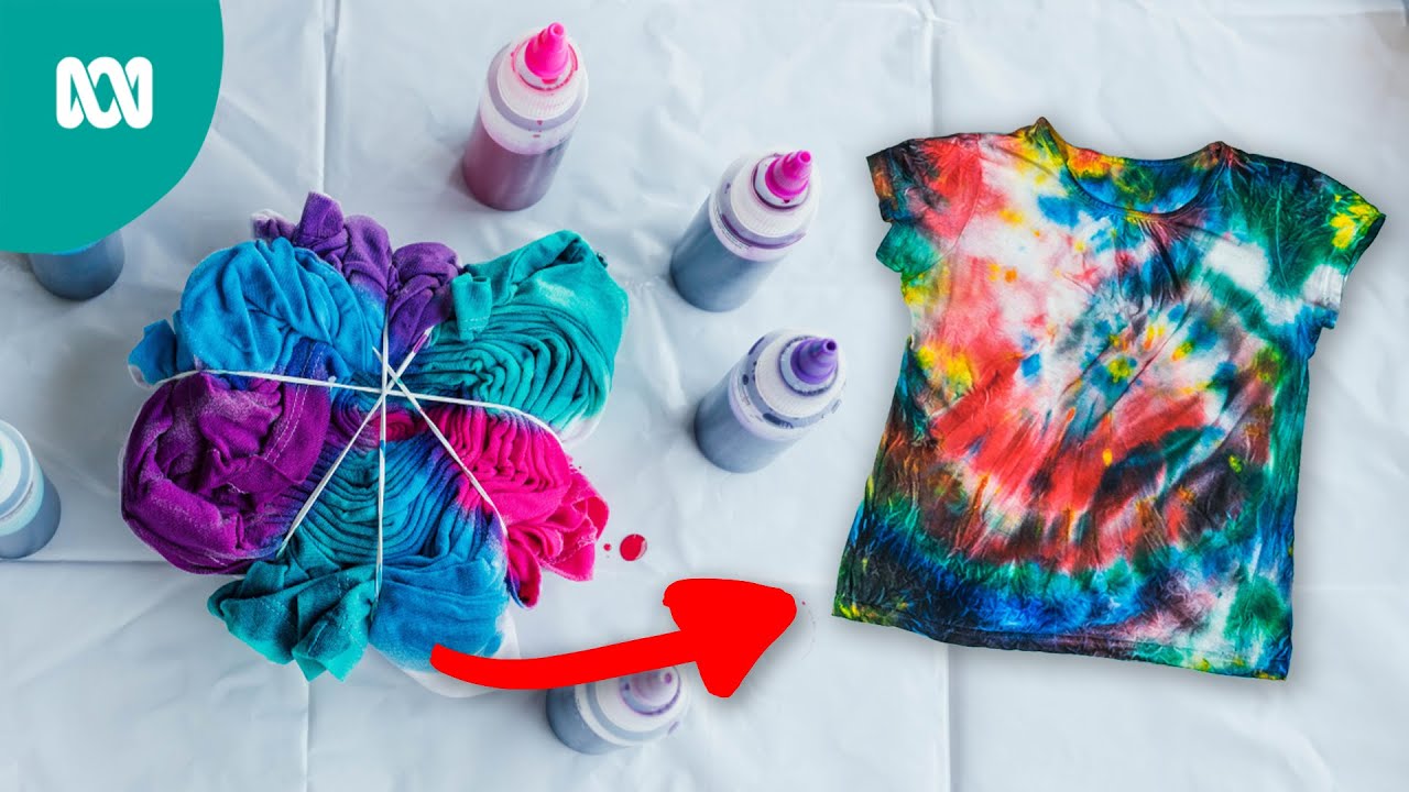 Making Tie Dye Clothes! | Play School