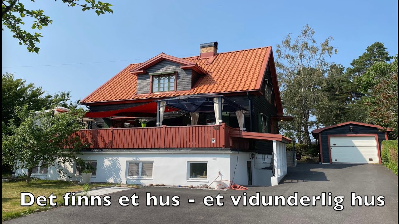 DET FINNS ET HUS av og med Caroline Waters