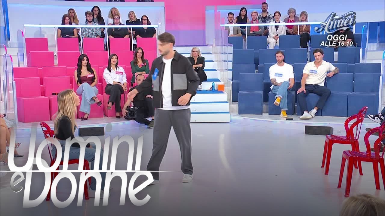 Uomini e Donne, Trono Classico - Martina e Ciro a muso duro