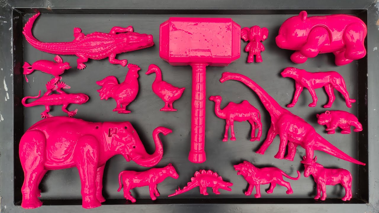 Membesihkan mainan hewan, sapi, bebek, angsa, ayam, gajah, simpanse, singa, unta, buaya, Kangguru