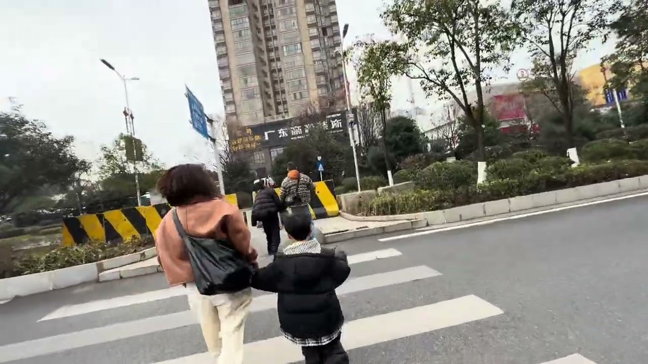 第一次到湖南衡阳，这真的是三线城市吗？城市建设让人难以置信！