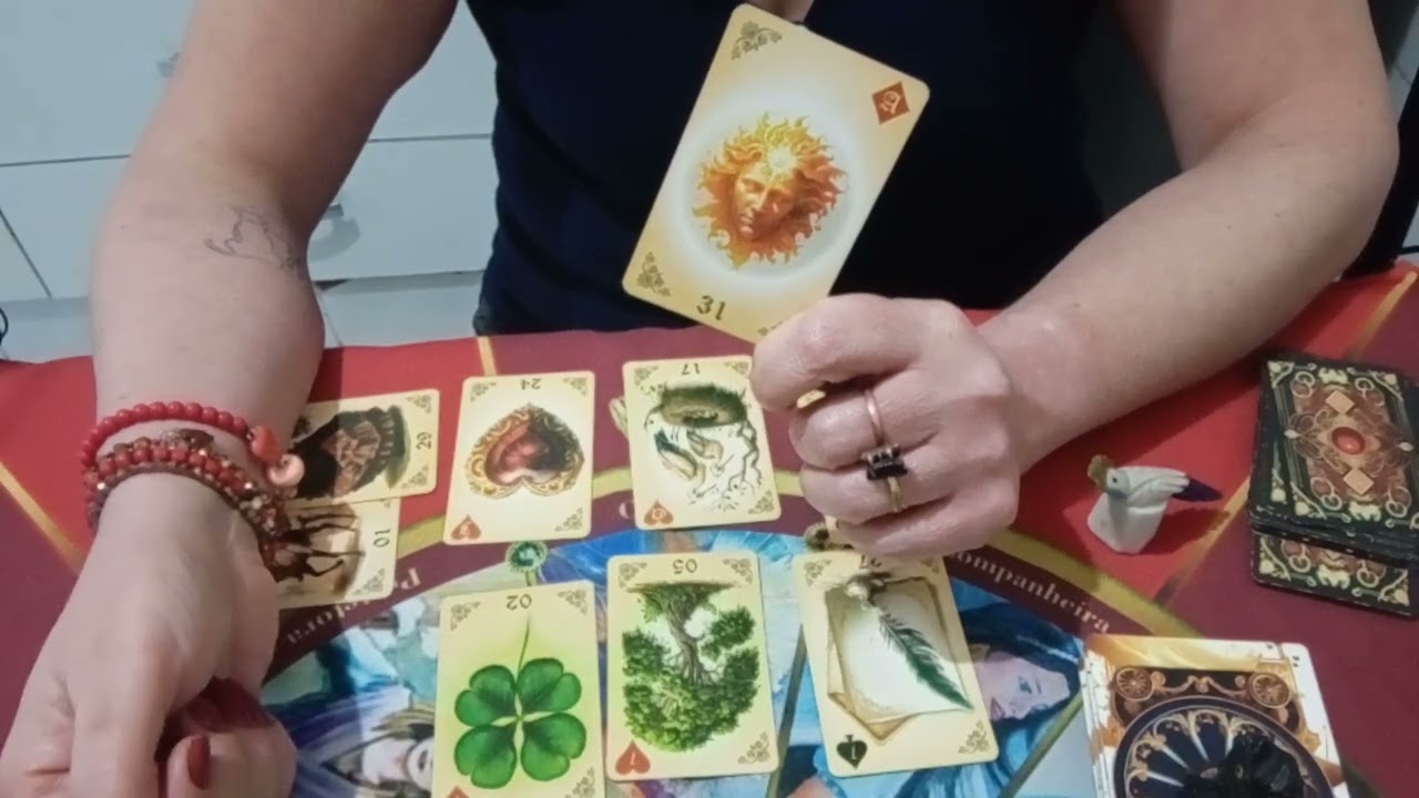 Karina Bosio Revela:Ele/ela irá me procurar?#tarot #amor .Whats(011)95052-4938.