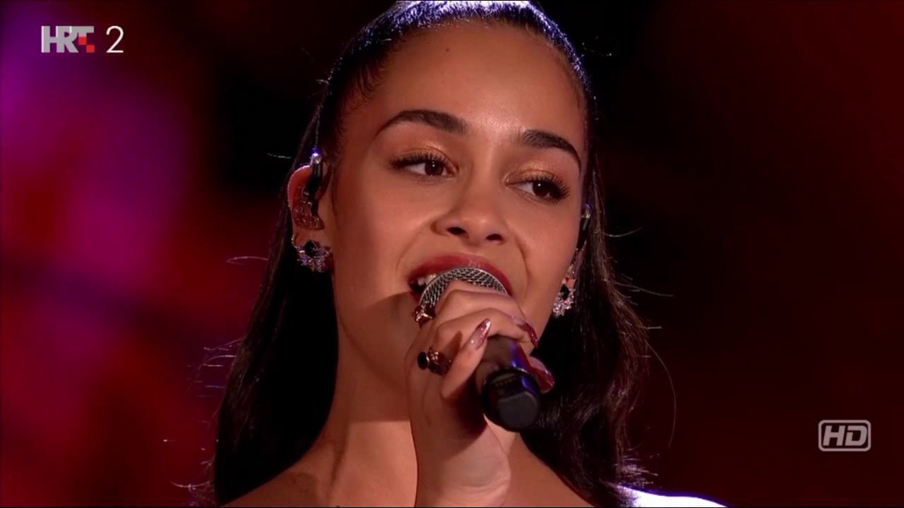 Jorja Smith - On My Mind - Live @ Laureus 2019.