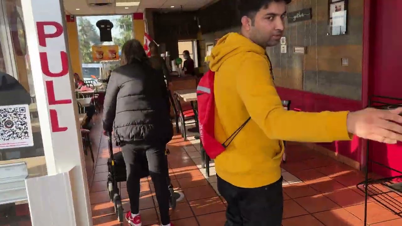 Feeding The Homeless During Ramadan, Canadian Vlogs