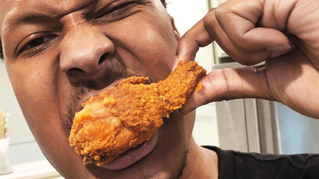 Black Man Makes Fried Chicken & Waffles